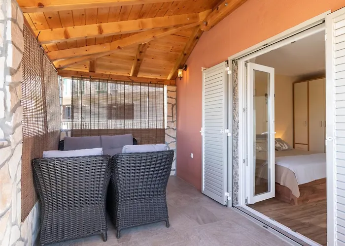 Badi By Interhome Tatil Evi Malinska
