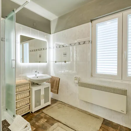 Casa vacanze Badi By Interhome Malinska